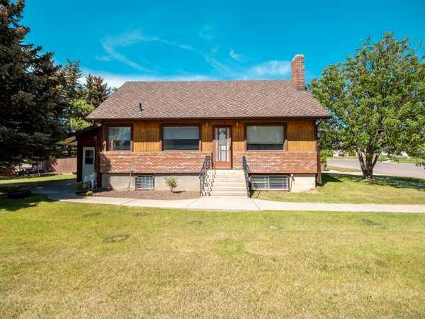Picture of 482 2 Avenue W, Cardston Real Estate Listing