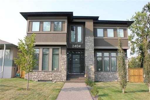 Picture of 2404 25 Avenue NW, Calgary Real Estate Listing