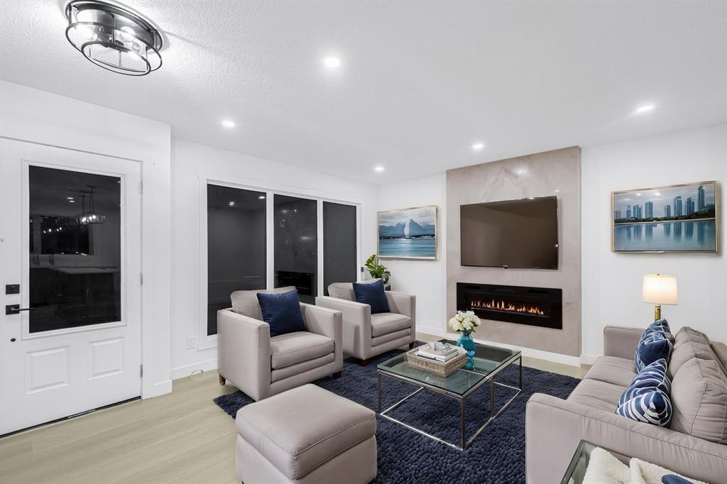 Picture of 7915 Huntington Street NE, Calgary Real Estate Listing
