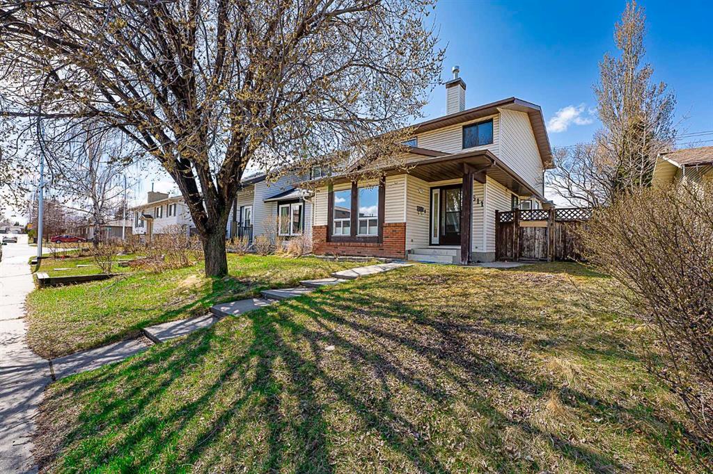 Picture of 4611 64 Street NE, Calgary Real Estate Listing