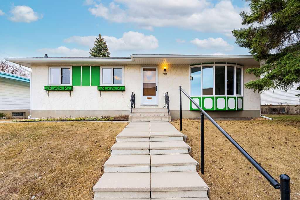 Picture of 4308 40 Street NW, Calgary Real Estate Listing