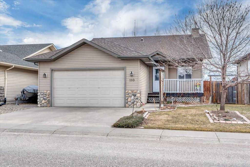 Picture of 110 Aspen Circle , Strathmore Real Estate Listing