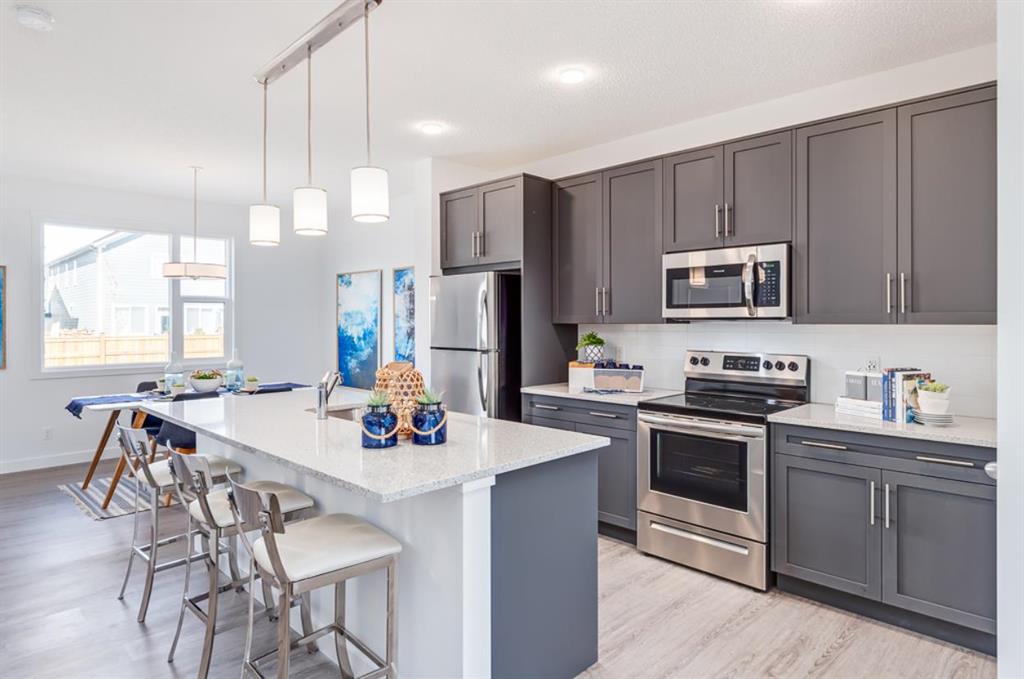 Picture of 315 Sora Boulevard SE, Calgary Real Estate Listing