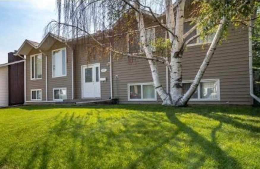 Picture of 4717 28 Street , Lloydminster Real Estate Listing