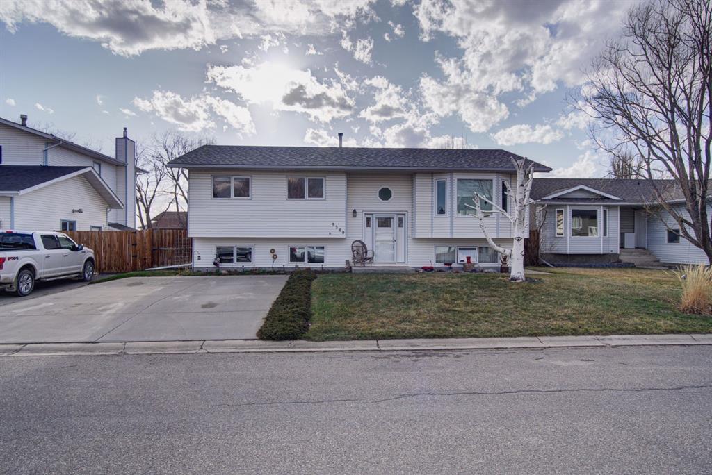 Picture of 5349 6 Street W, Claresholm Real Estate Listing