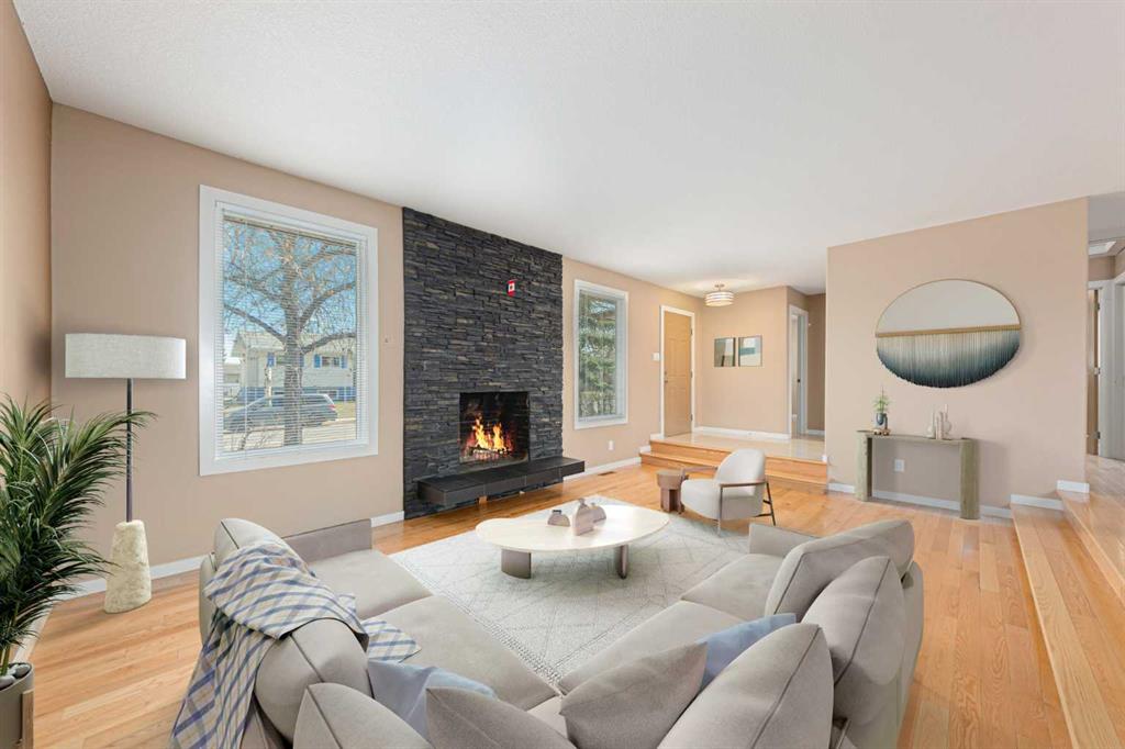 Picture of 248 Rundleview Drive , Calgary Real Estate Listing