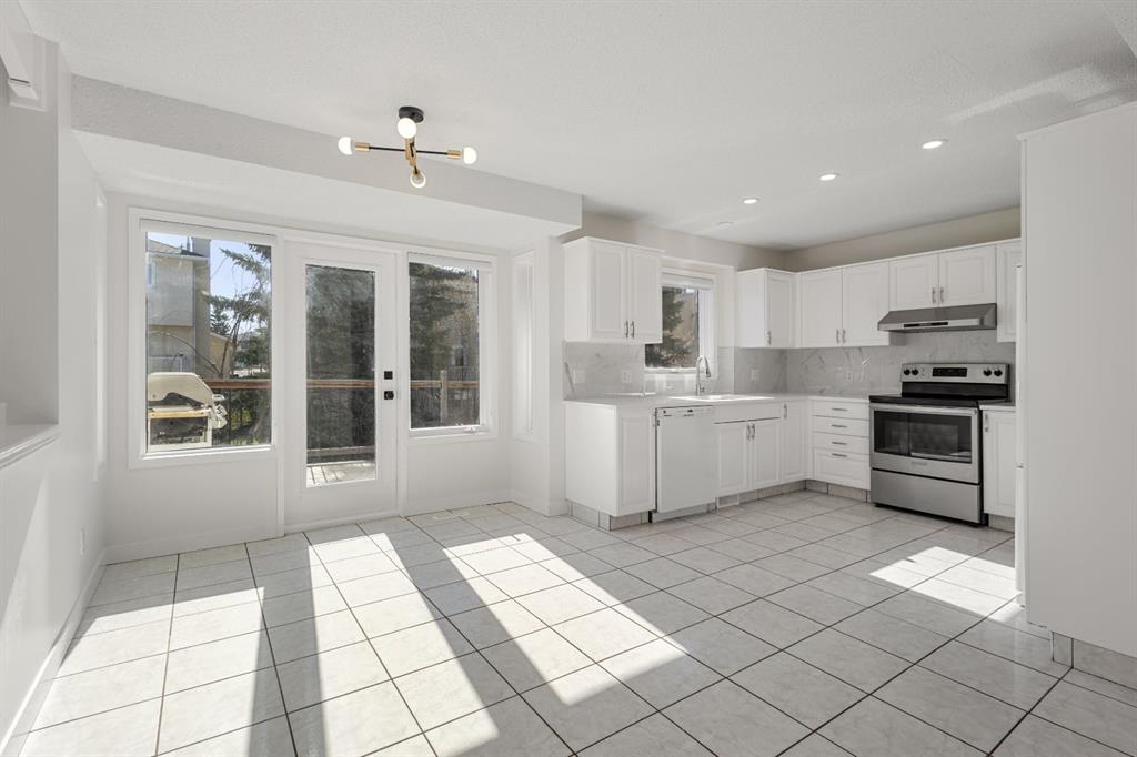 Picture of 176 Scanlon Green NW, Calgary Real Estate Listing